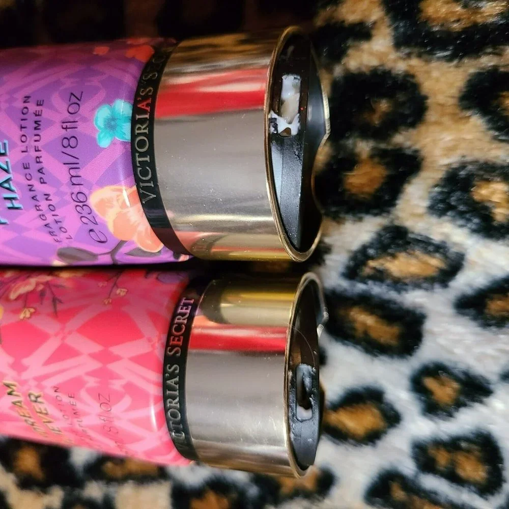 Lot Of 2 Victorias Secret Lotion Purple Haze & Daydream Believer - Picture 5 of 5